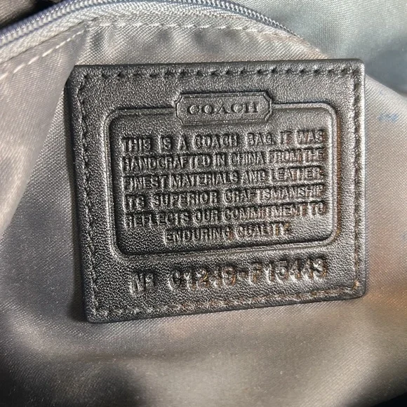 Coach Signature Crossbody with pleather handles. - Picture 7 of 9